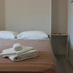 Nova Casa vacanze Aeroporto di Catania Fontana Rossa